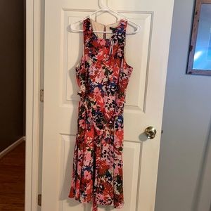 NWT Banana Republic Beautiful dress Size 12